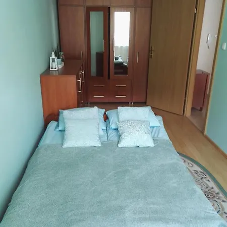 Wygodny, 2-pokojowy Apartament Blisko Centrum Daire *
